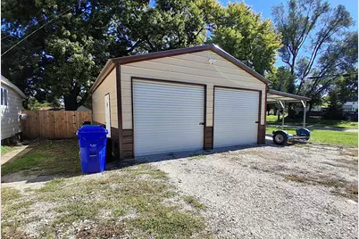 306 Rice Street, Kewanee, IL 61443 - Photo 9