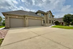 10433 Amber Ln, Orland Park, IL 60467 - Photo 3