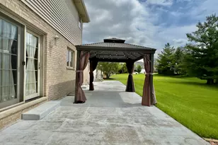 10433 Amber Ln, Orland Park, IL 60467 - Photo 19