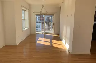 101 Pointe Dr, Northbrook, IL 60062 - Photo 17