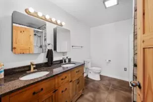 955 300th St, New Windsor, IL 61465 - Photo 17