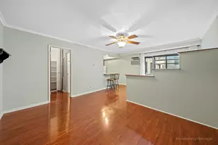 3620 N Pine Grove Ave, Chicago, IL 60613 - Photo 3