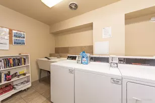 3620 N Pine Grove Ave, Chicago, IL 60613 - Photo 15