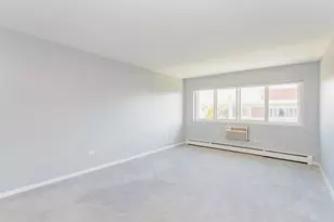 6827 W Raven St, Chicago, IL 60631 - Photo 3