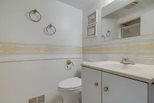1446 Van Meter Dr, Glendale Heights, IL 60139 - Photo 17