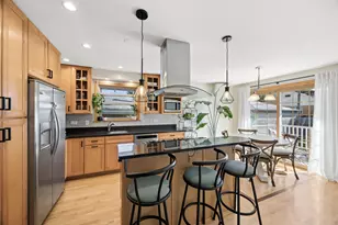 9431 Congress Park Ave, Brookfield, IL 60513 - Photo 13