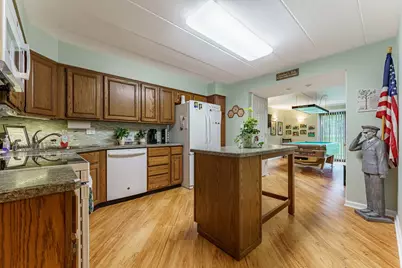 915 N York Street N #404, Elmhurst, IL 60126 - Photo 7