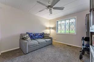 915 N York Street N, Elmhurst, IL 60126 - Photo 21