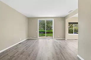 1535 Spaulding Rd, Bartlett, IL 60103 - Photo 3