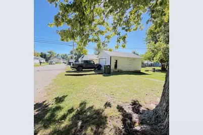 1318 E Washington Street, Clifton, IL 61727 - Photo 7