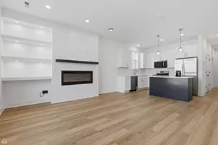 4841 S Prairie Ave, Chicago, IL 60615 - Photo 3