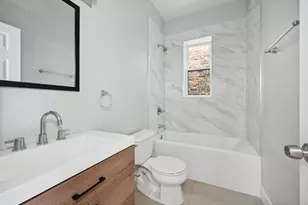 2526 W Lexington Ave, Chicago, IL 60612 - Photo 9
