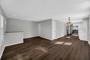9331 S Parnell Ave, Chicago, IL 60620 - Photo 5