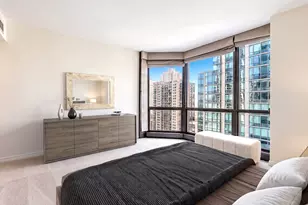 21 E Huron St, Chicago, IL 60611 - Photo 15