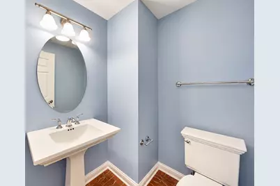 21 E Huron Street #1802, Chicago, IL 60611 - Photo 13