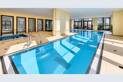 21 E Huron Street #1802, Chicago, IL 60611 - Photo 27
