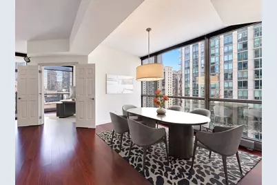 21 E Huron Street #1802, Chicago, IL 60611 - Photo 7