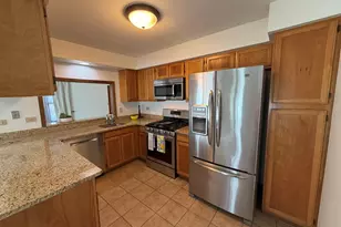 266 Greensboro Ct, Elk Grove Village, IL 60007 - Photo 7