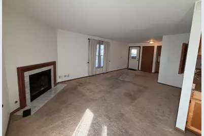 266 Greensboro Court #5, Elk Grove Village, IL 60007 - Photo 5