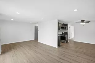 37 W 66th St, Westmont, IL 60559 - Photo 5