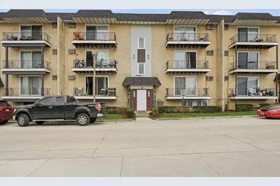 37 W 66th Street #5, Westmont, IL 60559 - Photo 1