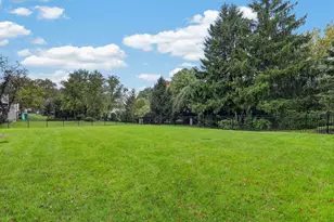2715 Wendy Dr, Naperville, IL 60565 - Photo 45