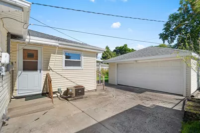 8729 S 51st Avenue, Oak Lawn, IL 60453 - Photo 15