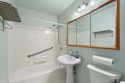 8729 S 51st Avenue, Oak Lawn, IL 60453 - Photo 5