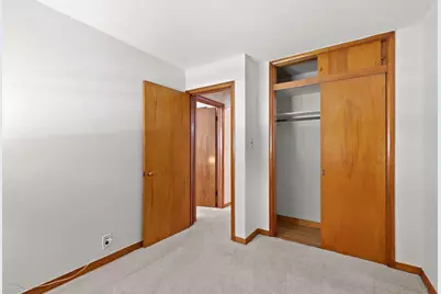 8729 S 51st Avenue, Oak Lawn, IL 60453 - Photo 11