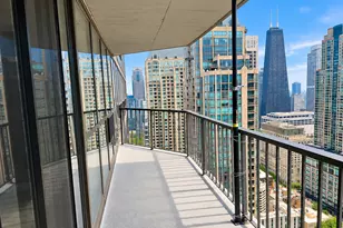 10 E Ontario St, Chicago, IL 60611 - Photo 9