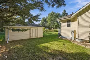 12201 Jacob Ave, Hebron, IL 60034 - Photo 5