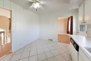 9241 N Callero Dr, Niles, IL 60714 - Photo 9