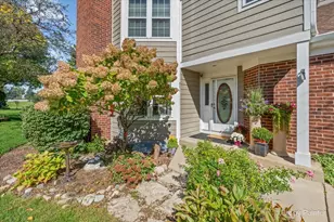951 Interloch Ct, Algonquin, IL 60102 - Photo 5