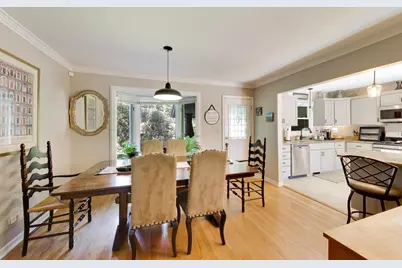 1637 Beecher Avenue, Wheaton, IL 60187 - Photo 5