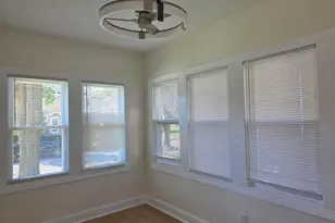 418 Hull Ct, Waukegan, IL 60085 - Photo 5