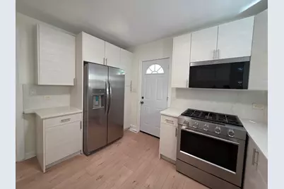 418 Hull Court, Waukegan, IL 60085 - Photo 13