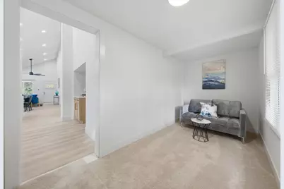 12231 S Lowe Avenue, Chicago, IL 60628 - Photo 27