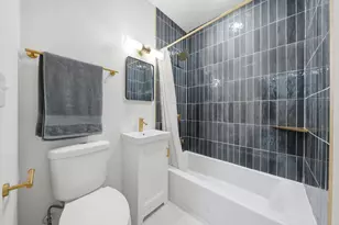 12231 S Lowe Ave, Chicago, IL 60628 - Photo 21