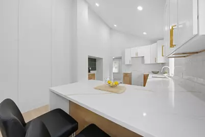 12231 S Lowe Avenue, Chicago, IL 60628 - Photo 17