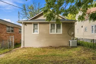 12231 S Lowe Ave, Chicago, IL 60628 - Photo 33