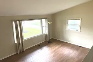 841 Countryside Hwy, Mundelein, IL 60060 - Photo 5