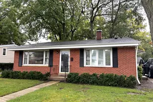 841 Countryside Hwy, Mundelein, IL 60060 - Photo 1