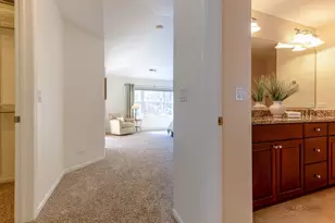 1871 Crenshaw Cir, Vernon Hills, IL 60061 - Photo 25