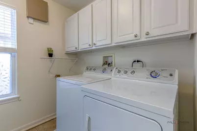 1871 Crenshaw Circle, Vernon Hills, IL 60061 - Photo 31