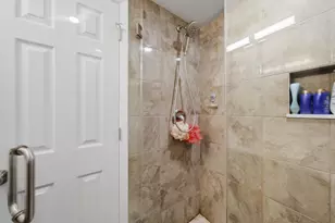 5759 N Elston Ave, Chicago, IL 60646 - Photo 9