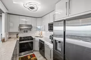 400 E Randolph St, Chicago, IL 60601 - Photo 9