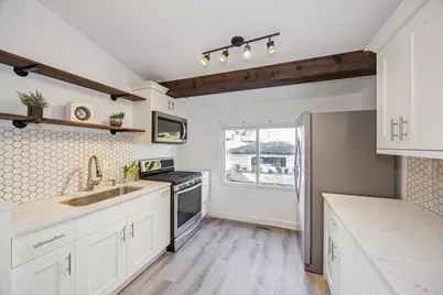2838 N Richmond Street, Chicago, IL 60618 - Photo 5
