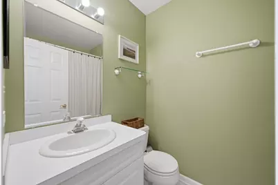 1916 W Belmont Avenue #3W, Chicago, IL 60657 - Photo 17