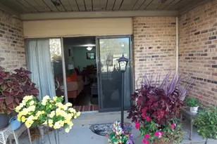 1926 Prairie Square, Schaumburg, IL 60173 - Photo 13