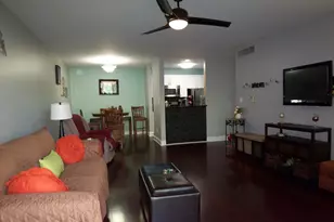 1926 Prairie Square, Schaumburg, IL 60173 - Photo 3